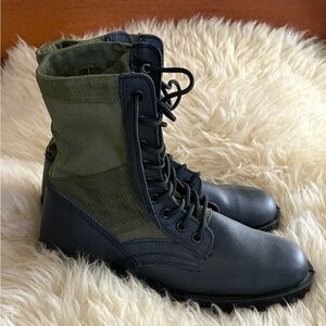 NWOT Fox Men's Black and Green Combat Vietnam Jungle Boots